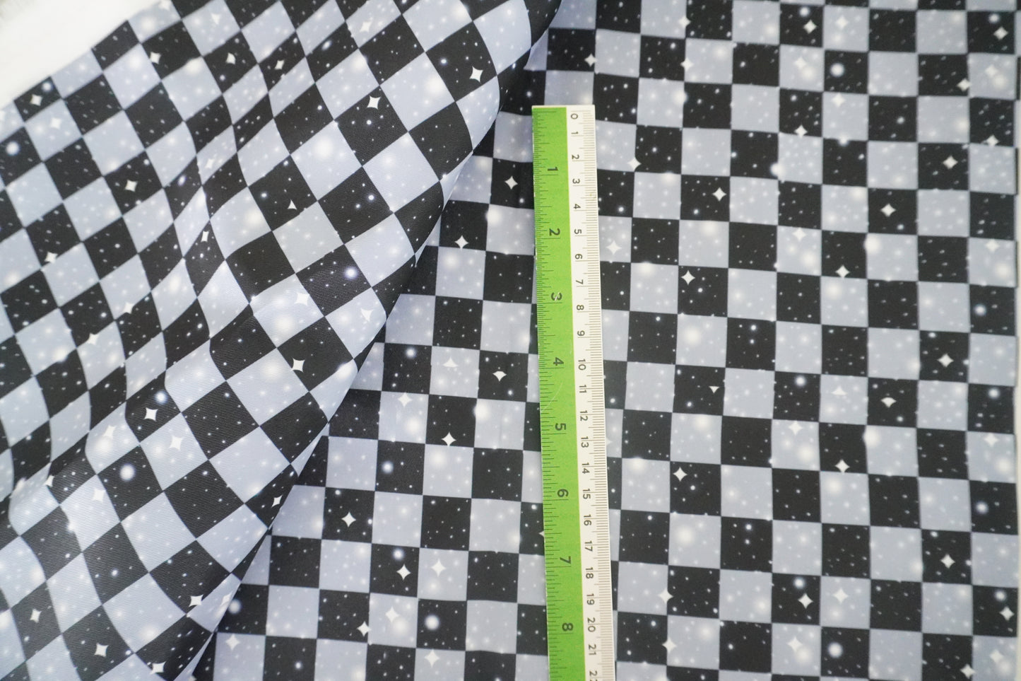 CHECKERED - BLACK SPARK