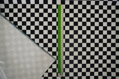 CHECKERED - MONOCHROME