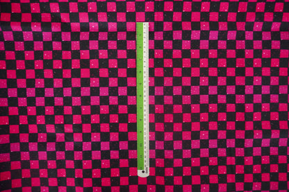 CHECKERED - NEON MAGNENTA