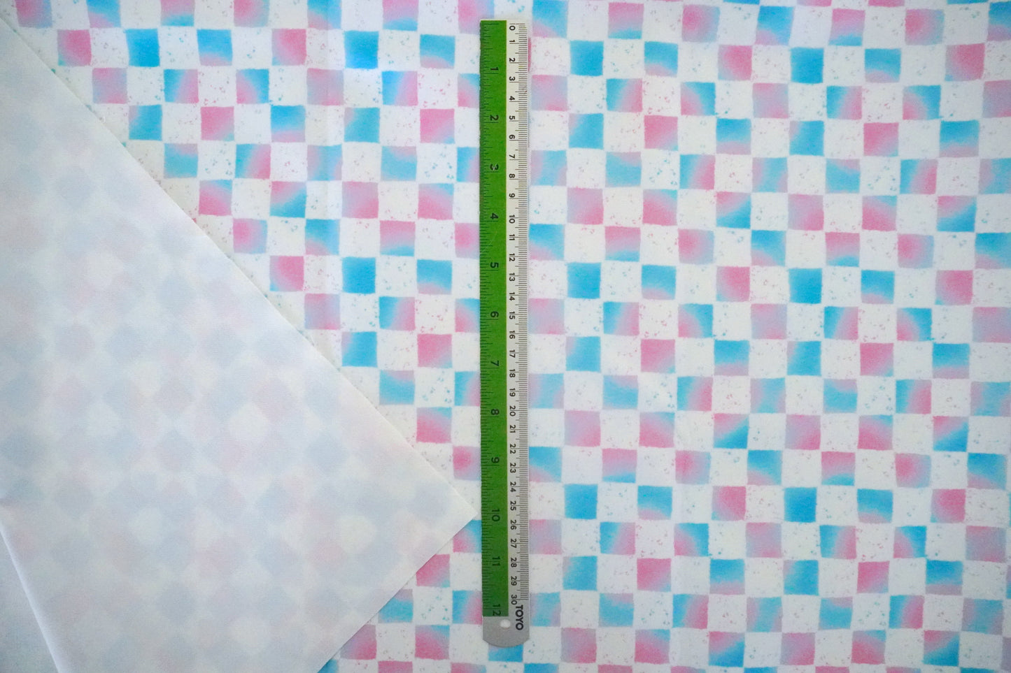 CHECKERED - PASTEL PRISM