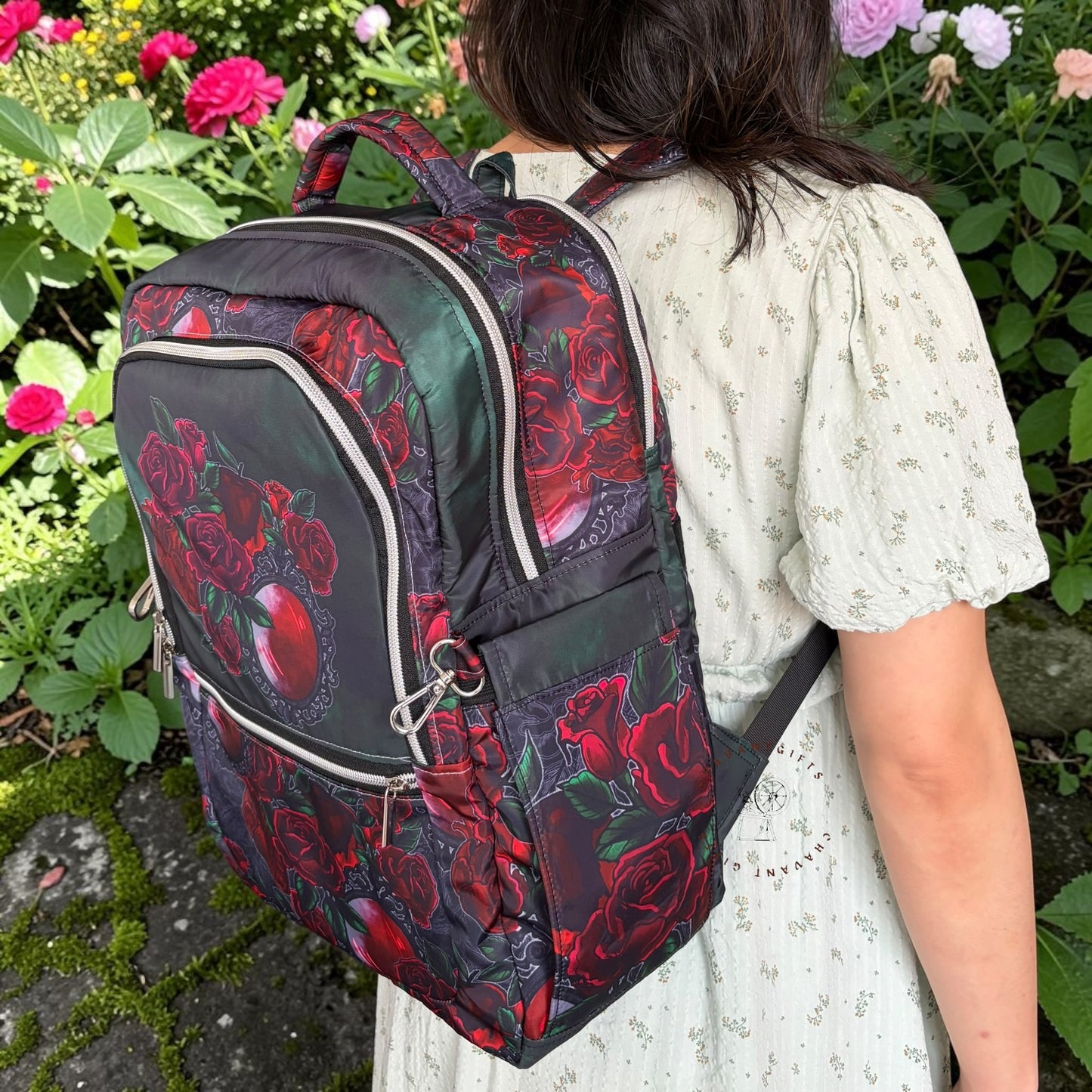SCHOLAR'S PACK - EVIL QUEEN ROSE