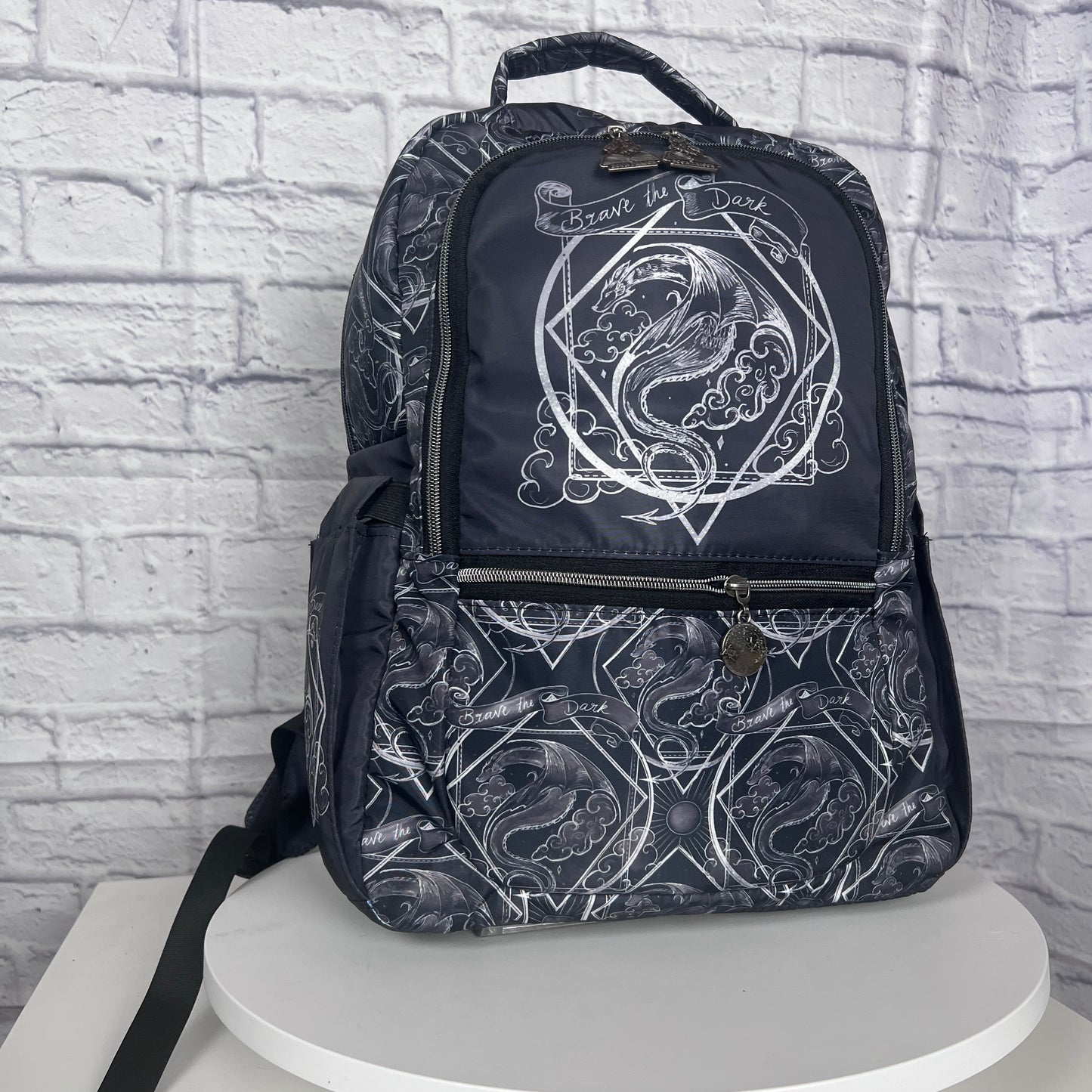 SCHOLAR'S PACK - BRAVE THE DARK